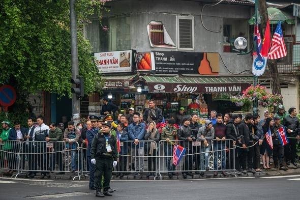 Tarihi zirveye saatler kaldı! İşte ilk görüntüler