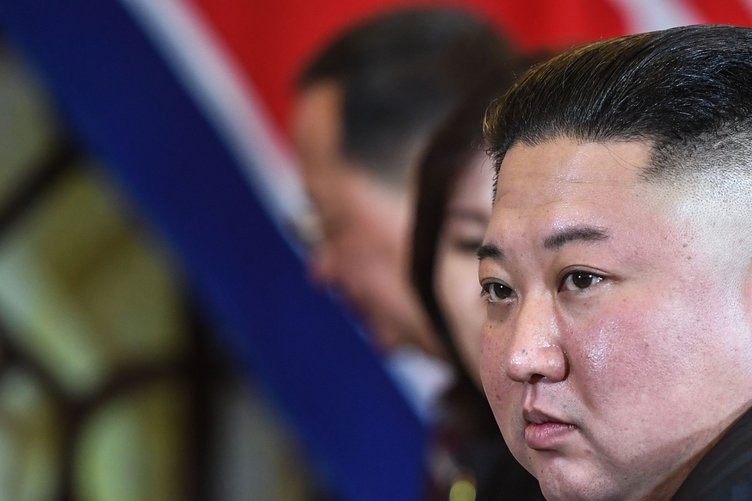 Trump ile Kim Jong Un ikinci kez bir araya geldi