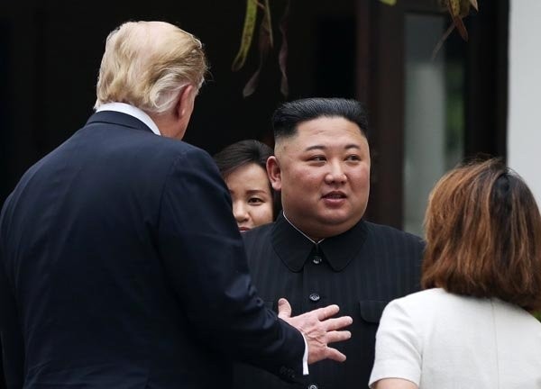 Trump ile Kim Jong Un ikinci kez bir araya geldi