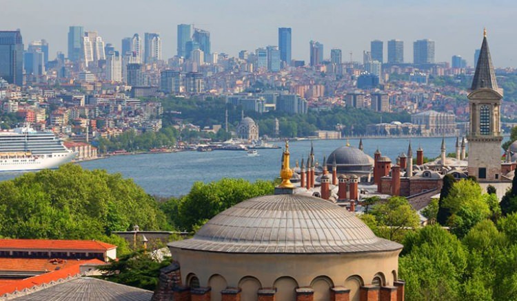 İstanbul'u en çok ve en az hangi ülke vatandaşları ziyaret ediyor?