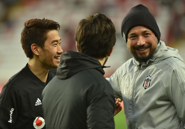 Kagawa diye aldık Tsubasa çıktı