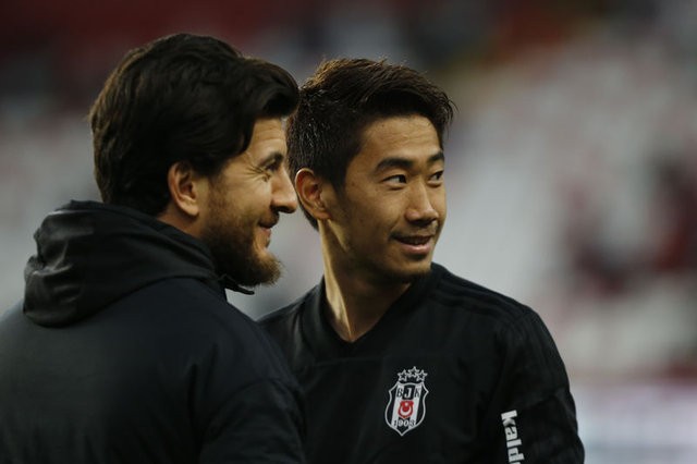 Kagawa diye aldık Tsubasa çıktı