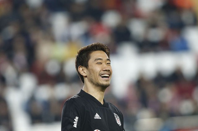 Kagawa diye aldık Tsubasa çıktı