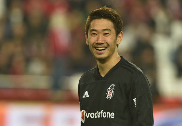 Kagawa diye aldık Tsubasa çıktı