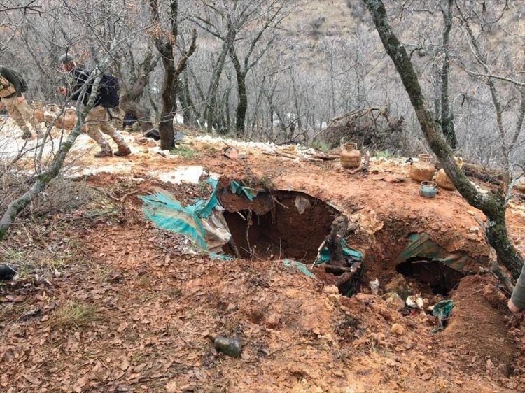 PKK'lı teröristlerin kullandığı 9 barınak ve sığınak imha edildi