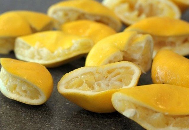 Kabuğu soyulmuş bir limonu yerseniz...