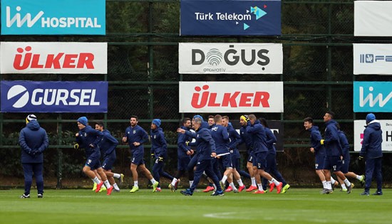 Fenerbahçe'de dev operasyon!