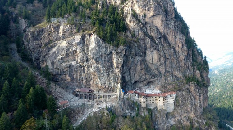 Sümela Manastırı'nın ilk bölümü ziyarete açılıyor