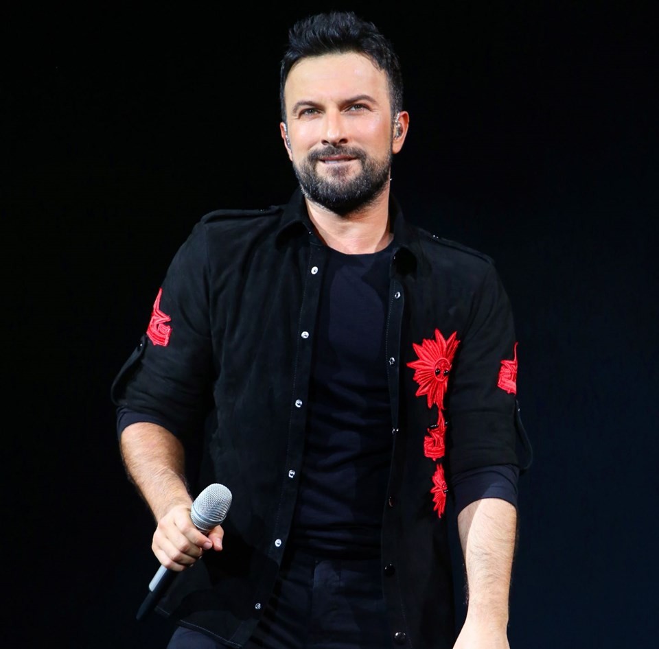 Tarkan Prens Harry'e komşu oluyor