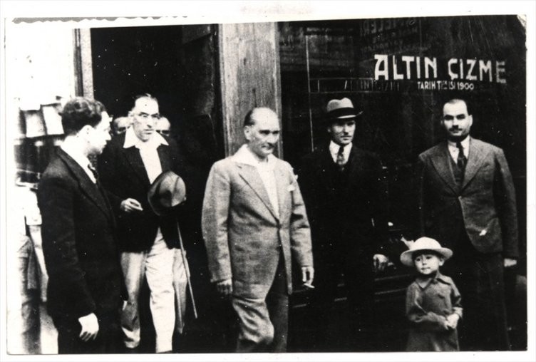 Mustafa Kemal Atatürk'ün çocuk sevgisi