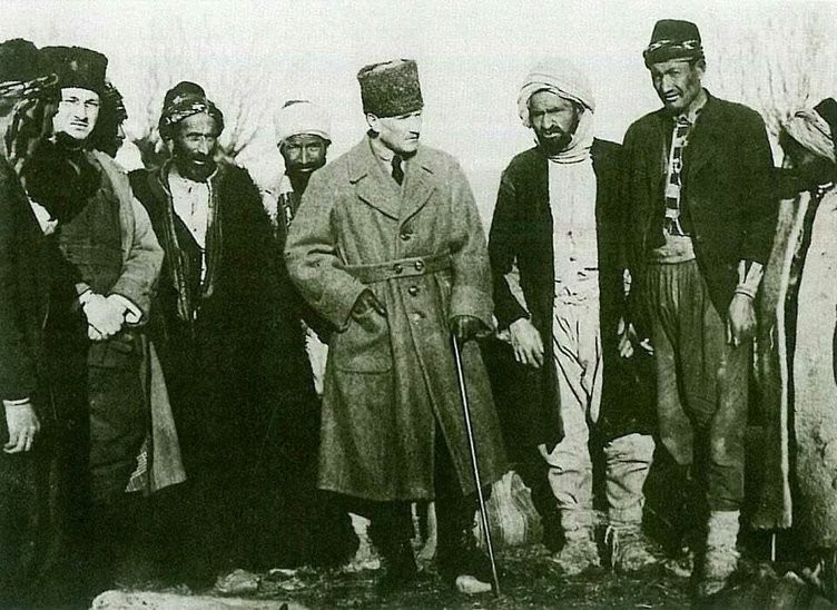 Mustafa Kemal Atatürk'ün çocuk sevgisi