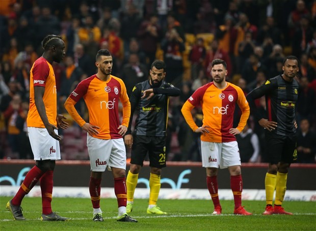 Galatasaray'da kriz! O yıldız gidiyor