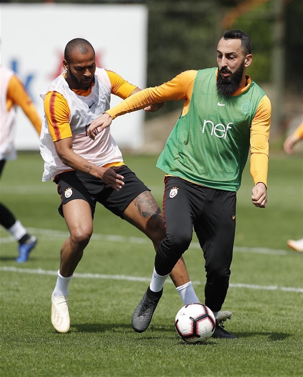 Galatasaray'da kriz! O yıldız gidiyor