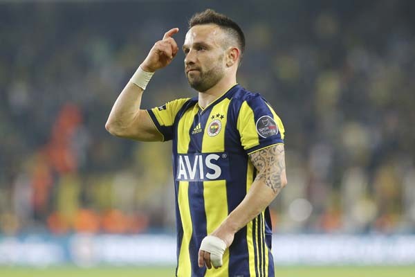 İşte Fenerbahçe'de Valbuena gerçeği! Sözleşmesi...