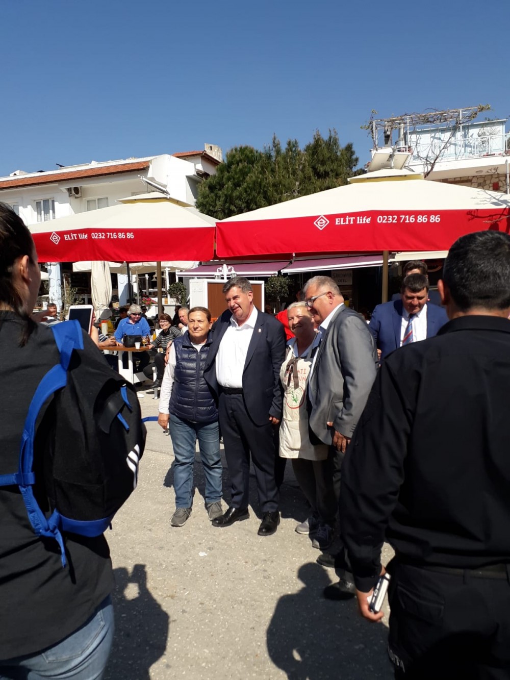 Alaçatı Ot Festivali bin bir çeşit lezzetle başladı