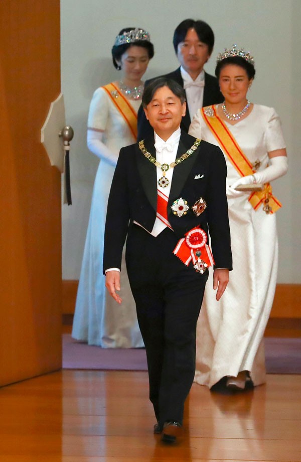 Naruhito Tahta çıktı!