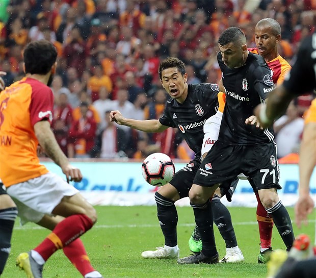 Kagawa o isimle görüştü! Gelecek sezon...