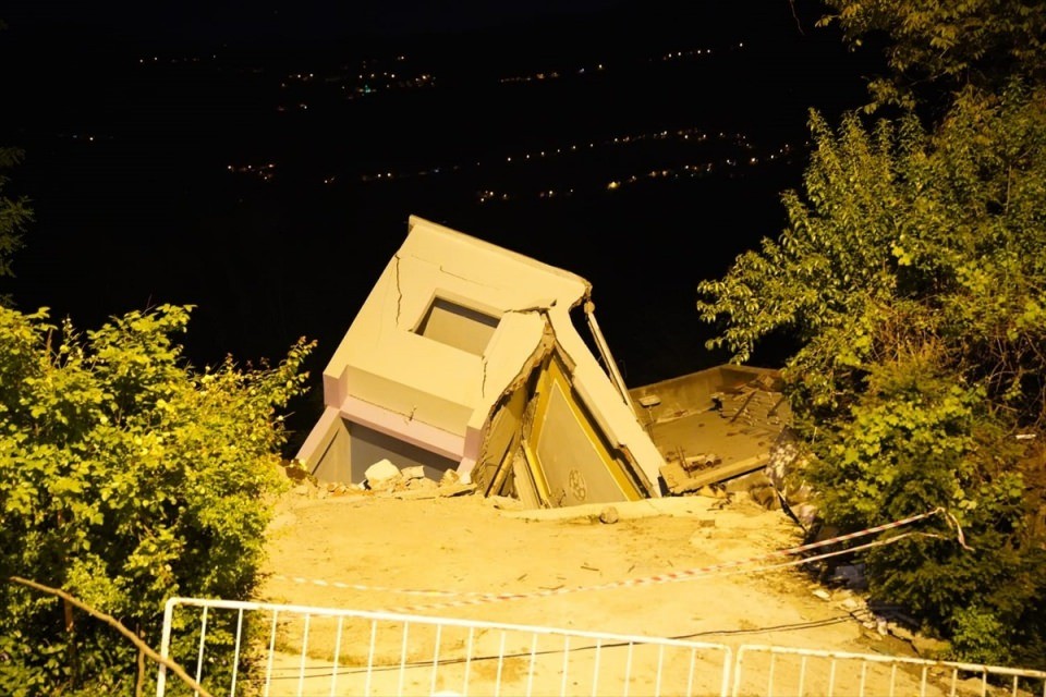 Ordu'da heyelanda 15 ev yıkıldı!