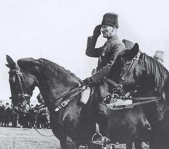 İşte Genelkurmay arşivinden o özel Atatürk fotoğrafları