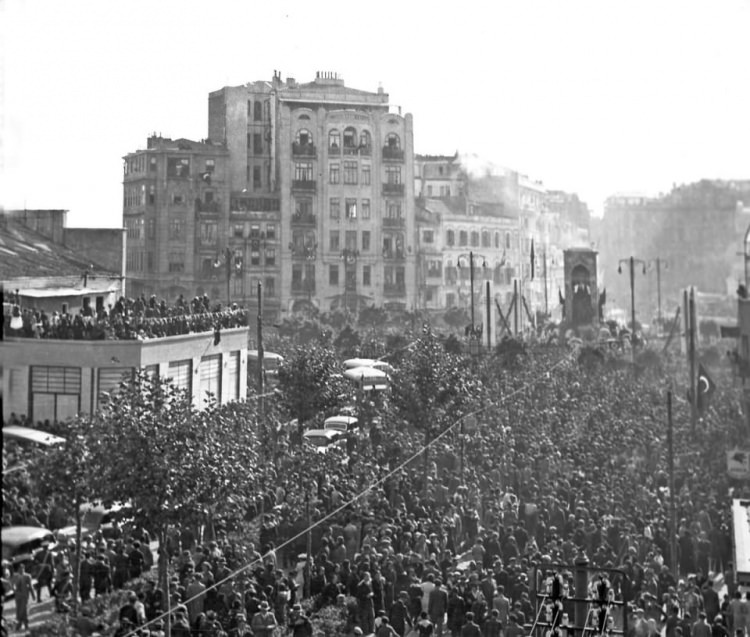 İşte Genelkurmay arşivinden o özel Atatürk fotoğrafları