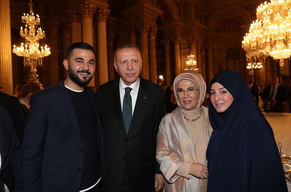 Erdoğan sanatçı ve sporcularla iftarda buluştu