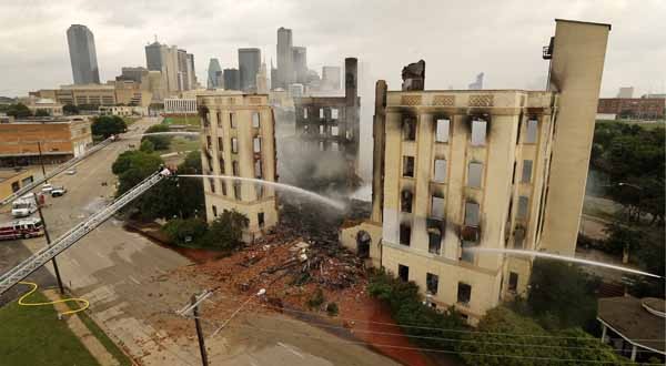 Dallas'ın sembolüydü... 115 yıllık otel kül oldu