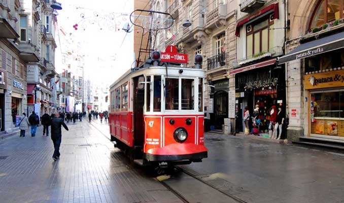 Caddede kira düştü hareketlenme başladı