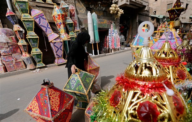 Dünya Ramazan'ı böyle karşıladı