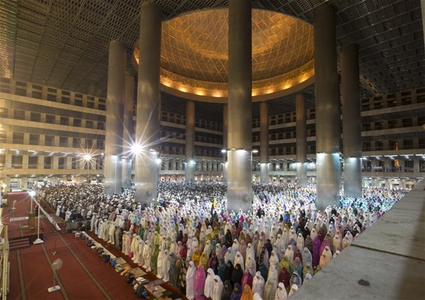 Dünya Ramazan'ı böyle karşıladı