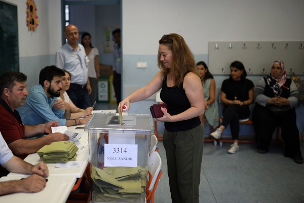 İstanbul seçimini yapıyor