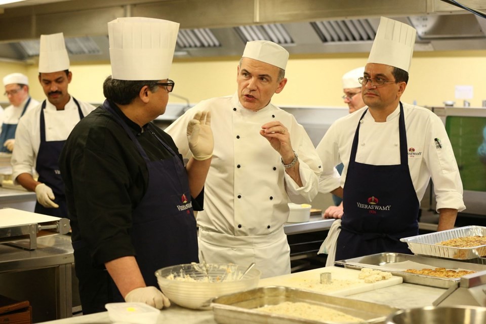 Buckingham Sarayı'nı fareler bastı