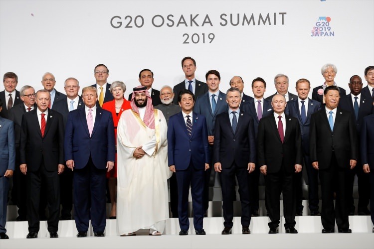 G-20 zirvesinde liderler geçidi 