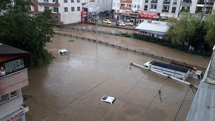 Düzce, Akçakoca'da sel çilesi