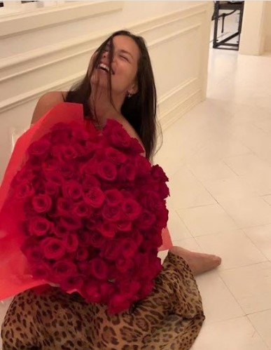 Emir Uyar'dan Adriana Lima'ya büyük sürpriz!