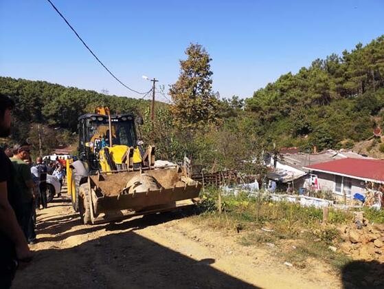 İstanbul'da yüzlerce kaçak yapı yıkıldı