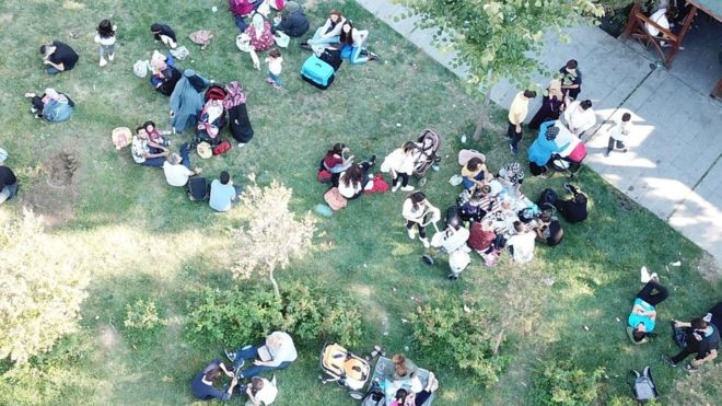 İstanbullular geceyi parklarda geçirdi