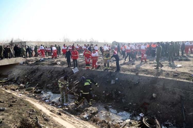 Görüntüleri paylaştı! NYT'den düşen uçakla ilgili bomba iddia