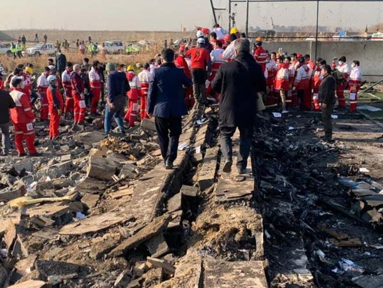 Görüntüleri paylaştı! NYT'den düşen uçakla ilgili bomba iddia