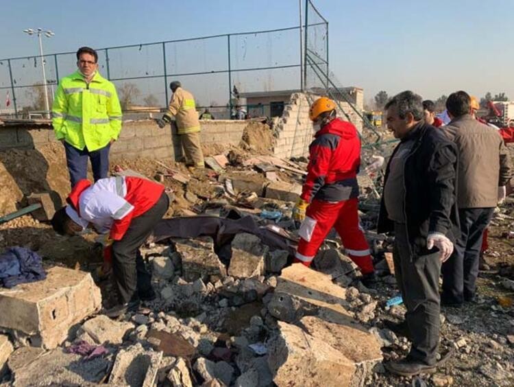 Görüntüleri paylaştı! NYT'den düşen uçakla ilgili bomba iddia