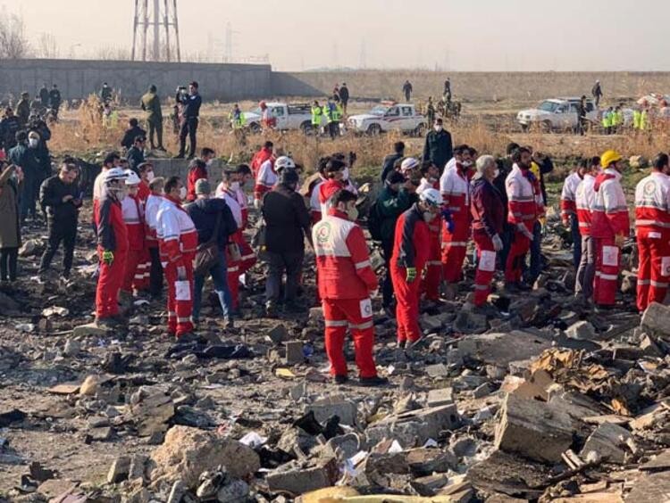 Görüntüleri paylaştı! NYT'den düşen uçakla ilgili bomba iddia