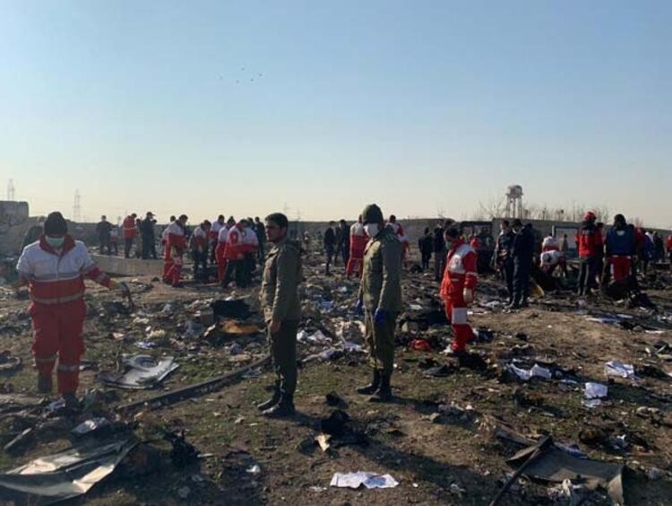 Görüntüleri paylaştı! NYT'den düşen uçakla ilgili bomba iddia