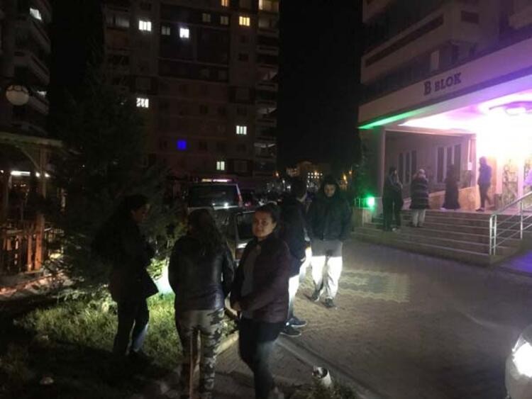 Elazığ depreminin ardından ilk görüntüler