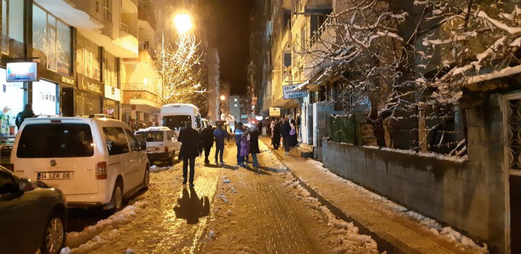 Elazığ depreminin ardından ilk görüntüler