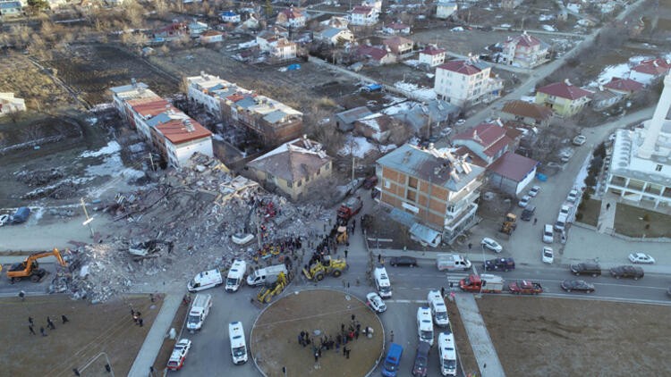 Deprem uzmanından açıklama: 30 kilometre kırılma var!