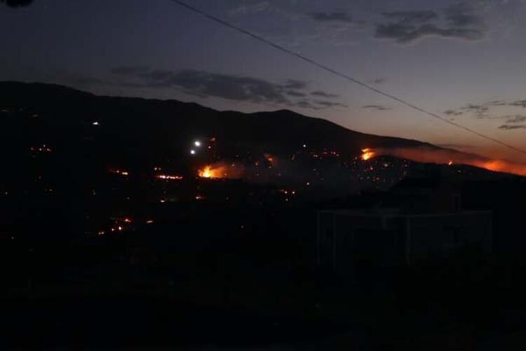 Hatay'da orman yangını hala söndürülemedi