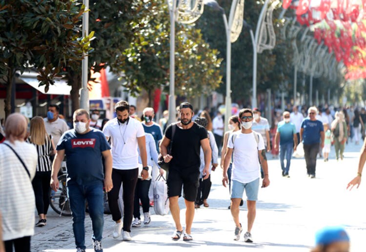 Maske takmayanlara 3 gün karantina ve para cezası