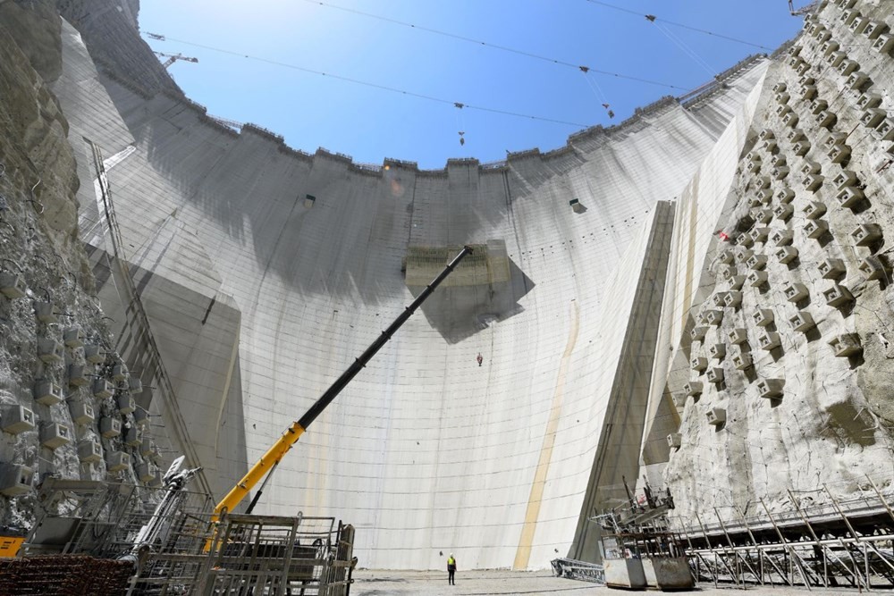 Yusufeli Barajı'nda 241 metre gövde yüksekliğine ulaşıldı