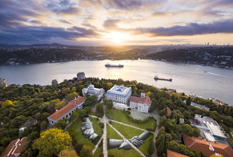 Dünyanın en büyük insan zinciri İstanbul'dan geçiyor