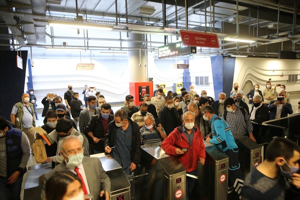 Mecidiyeköy-Mahmutbey Metrosunda seferler başladı