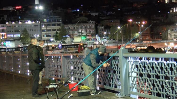 Hafta içi kısıtlamalar nasıl olacak? Sokağa çıkma yasağı ne zaman?